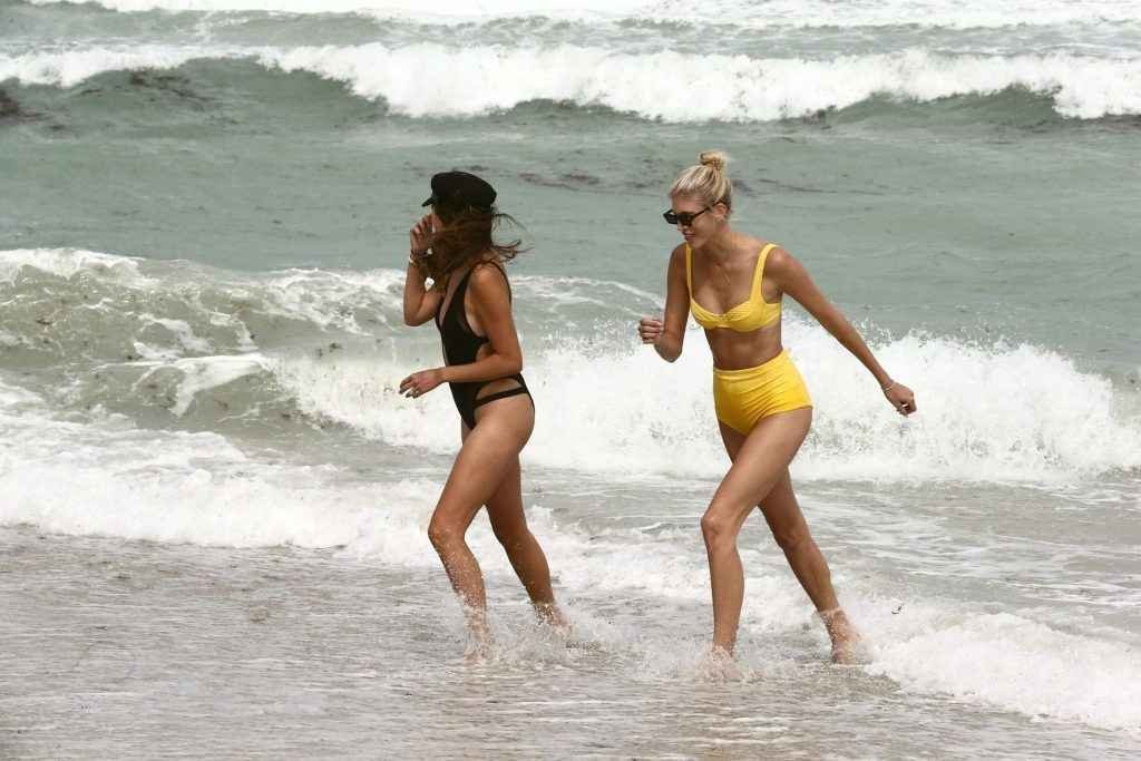 Olivia Culpo et Devon Windsor en bikini à Miami Beach