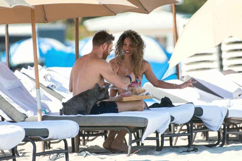 Jessica Ledon en bikini à Miami