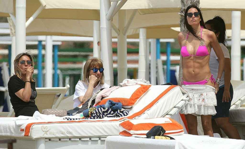 Elisabetta Gregoraci en bikini au Twiga Beach Club