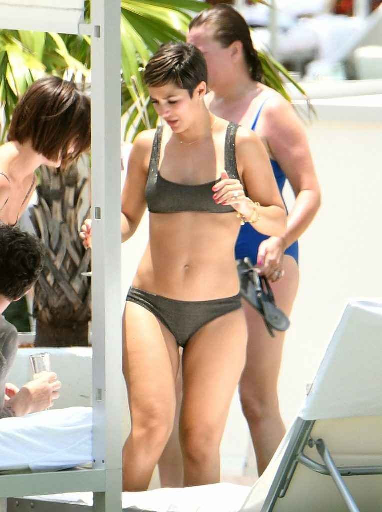 Frankie Bridge en bikini à Miami