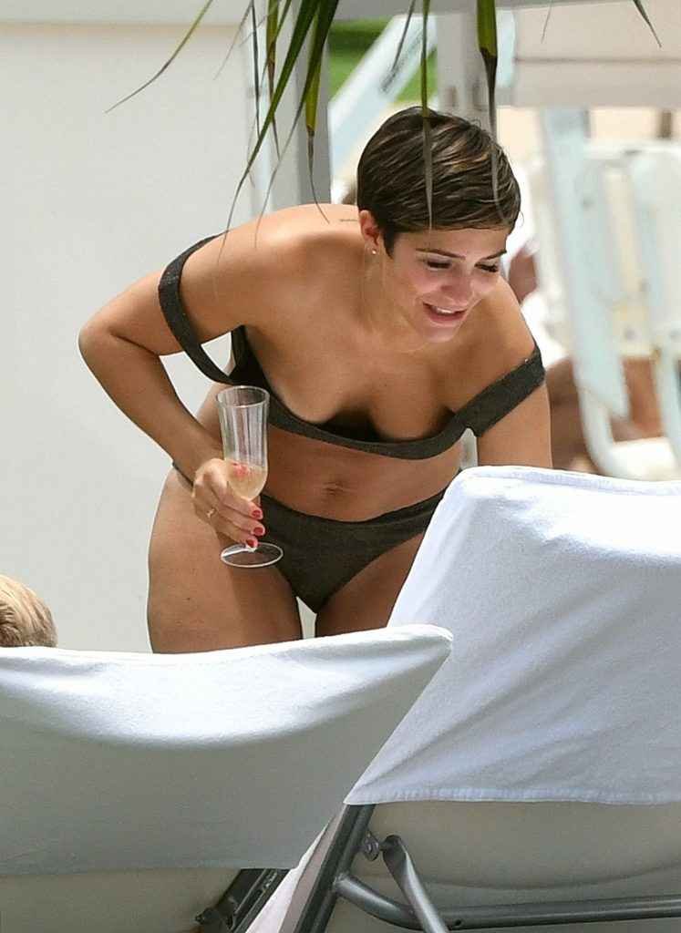 Frankie Bridge en bikini à Miami