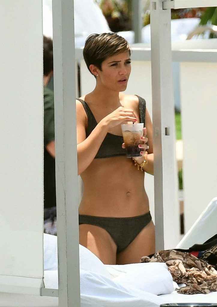 Frankie Bridge en bikini à Miami