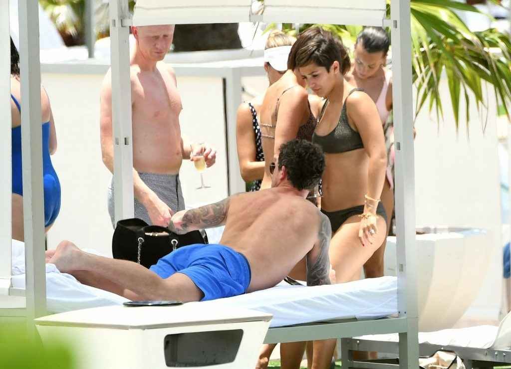 Frankie Bridge en bikini à Miami