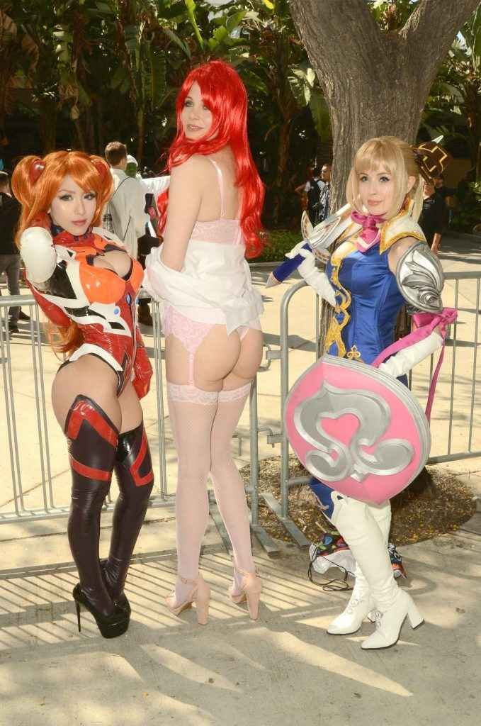 Maitland Ward en petite culotte à l'Anime Expo de Los Angeles