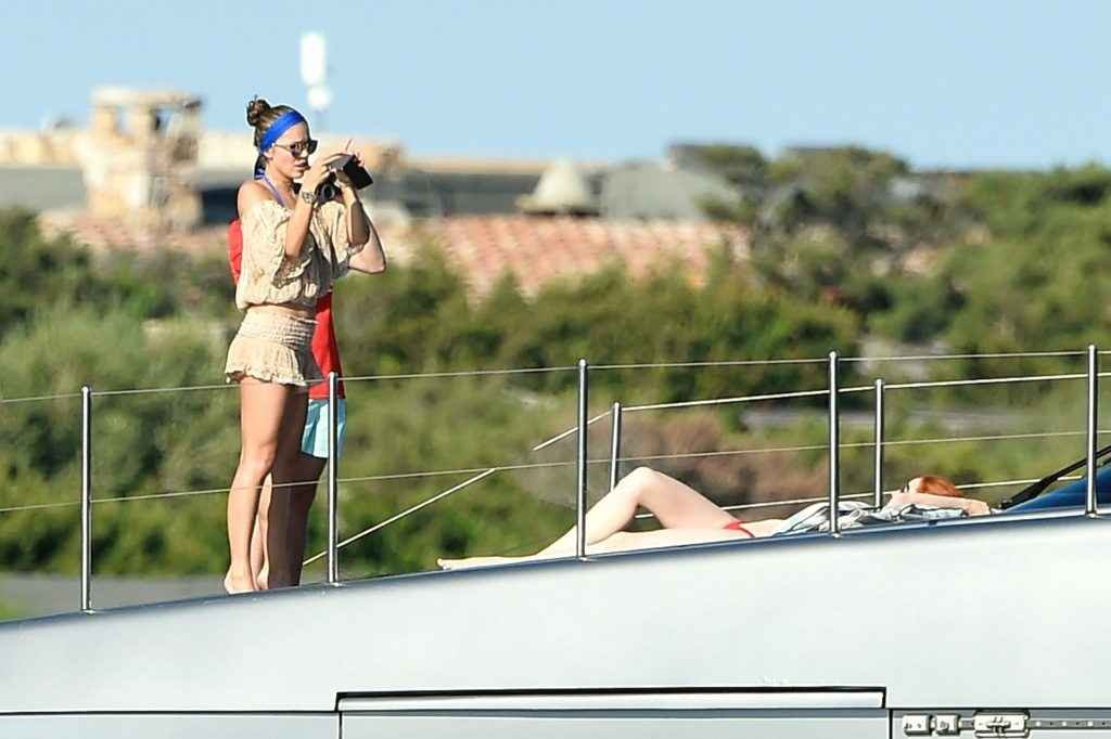 Victoria Swarovski et Barbara Meier en bikini