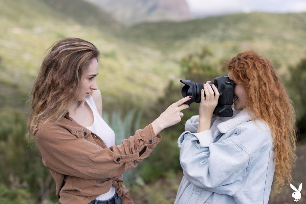 Heidi Romanova et Yana West nues