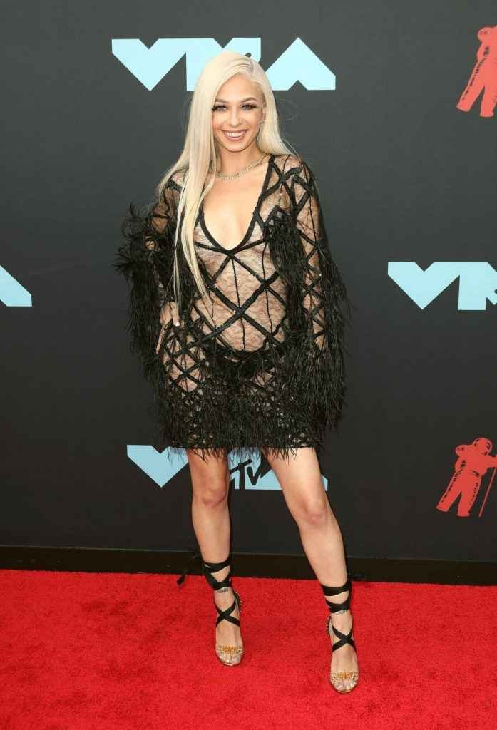 Mariahlynn sexy aux MTV VMA