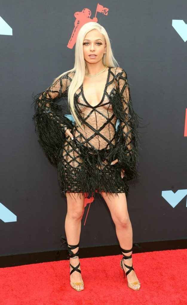 Mariahlynn sexy aux MTV VMA