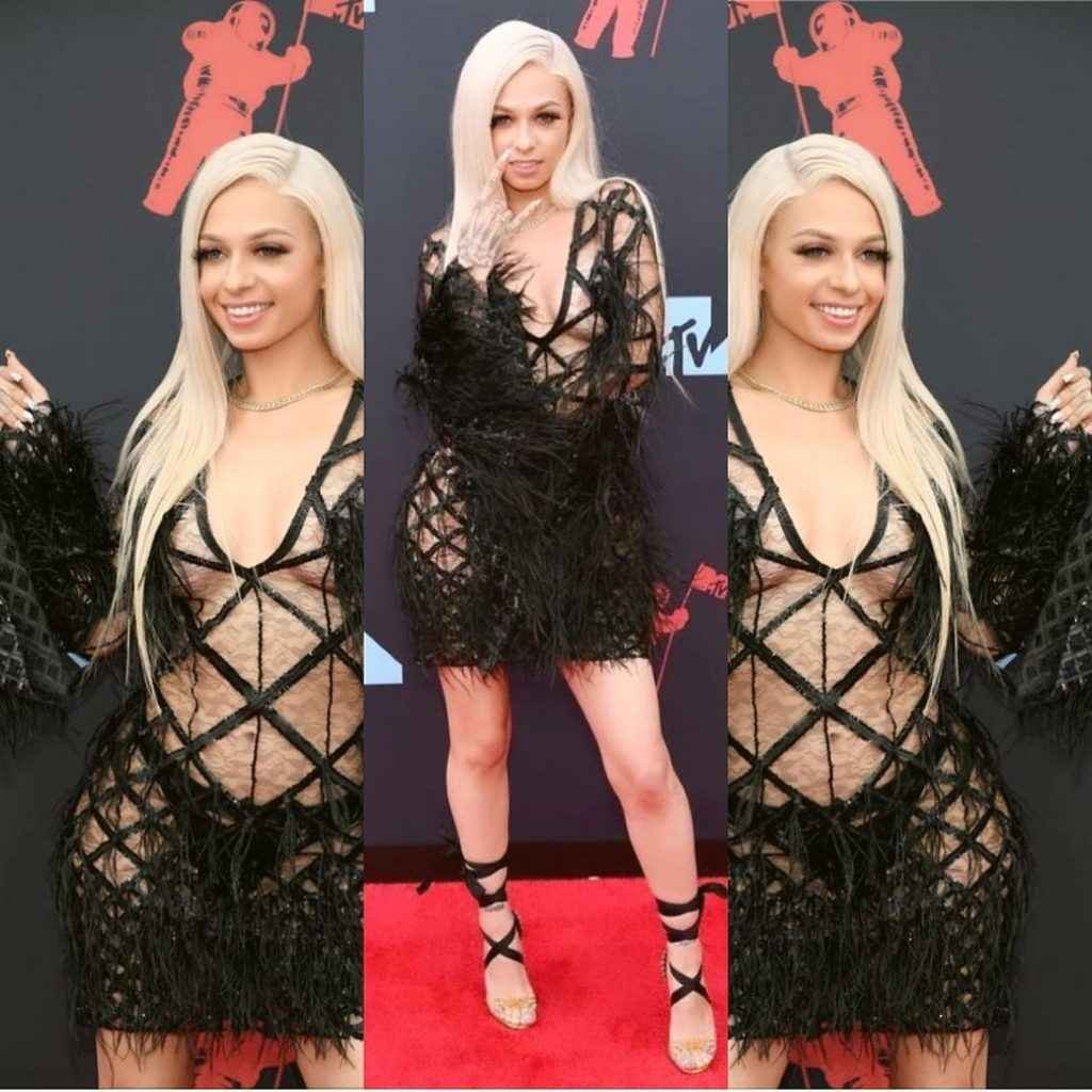 Mariahlynn sexy aux MTV VMA