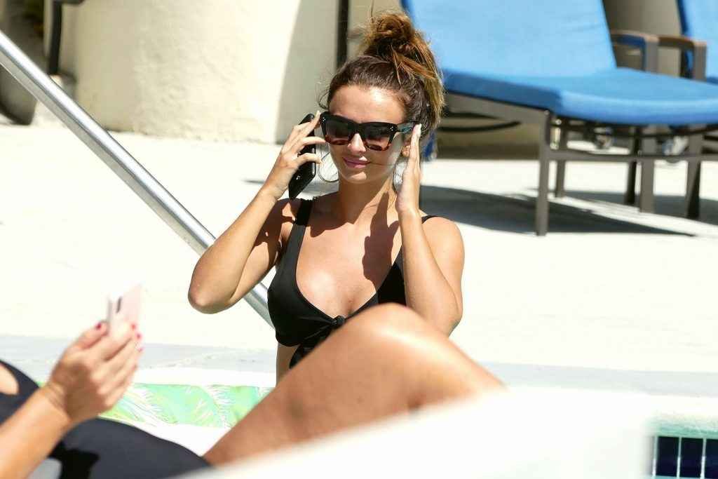 Kady McDermott en bikini à Los Angeles