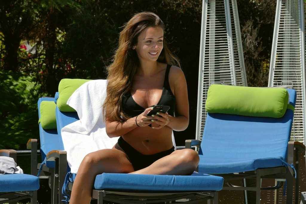 Kady McDermott en bikini à Los Angeles