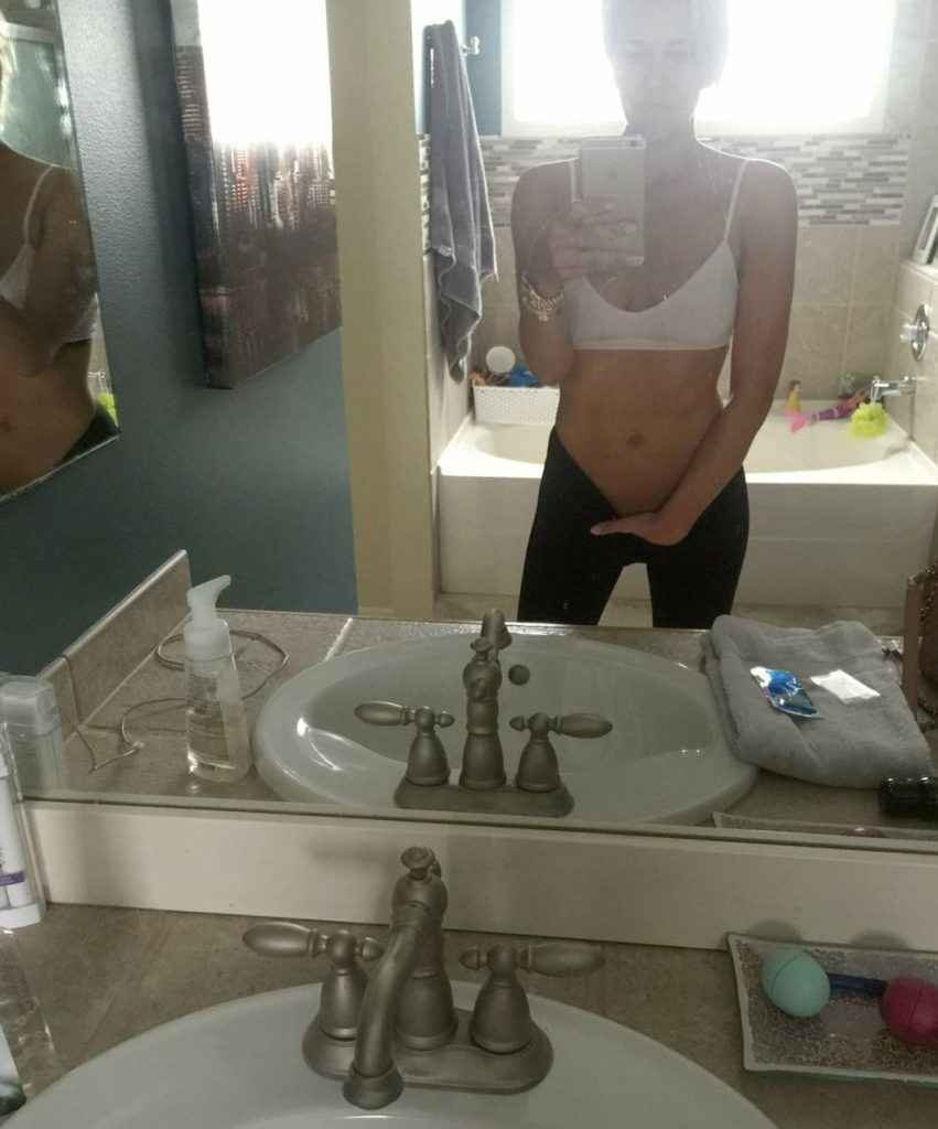 Charissa Thompson nue, les photos intimes