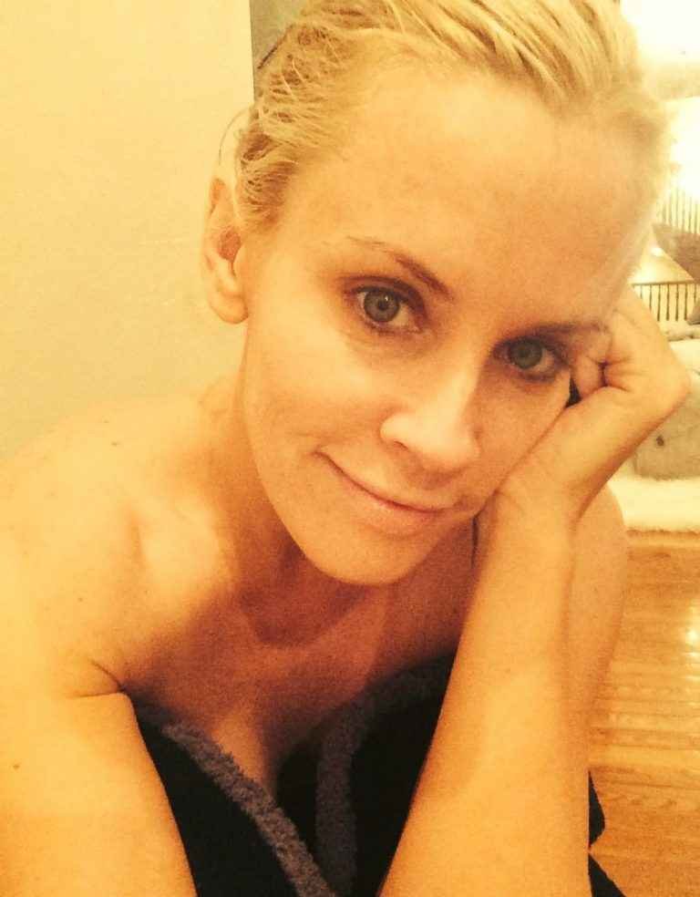 Jenny McCarthy nue, les photos intimes