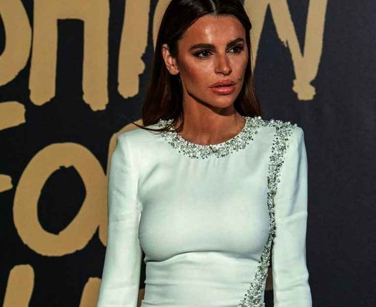 Missé Beqiri sexy à la fashion week de Londres