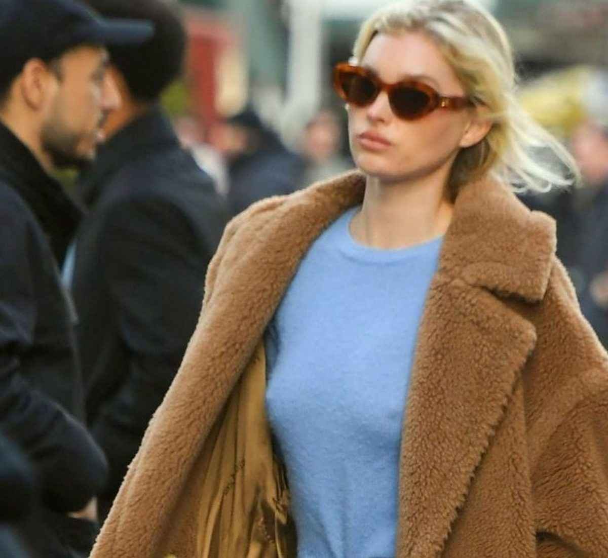 Elsa Hosk a les seins qui pointent à New-York