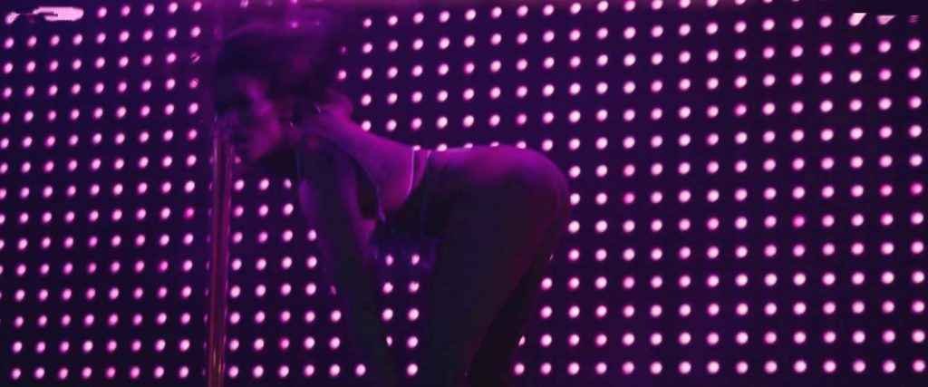 Jennifer Lopez super sexy en string dans sa dernière vidéo