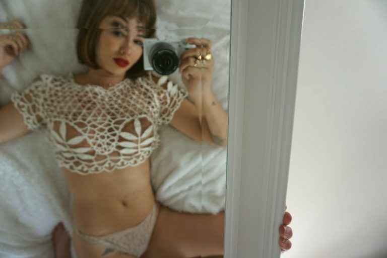 Jackie Cruz nue, les photos intimes