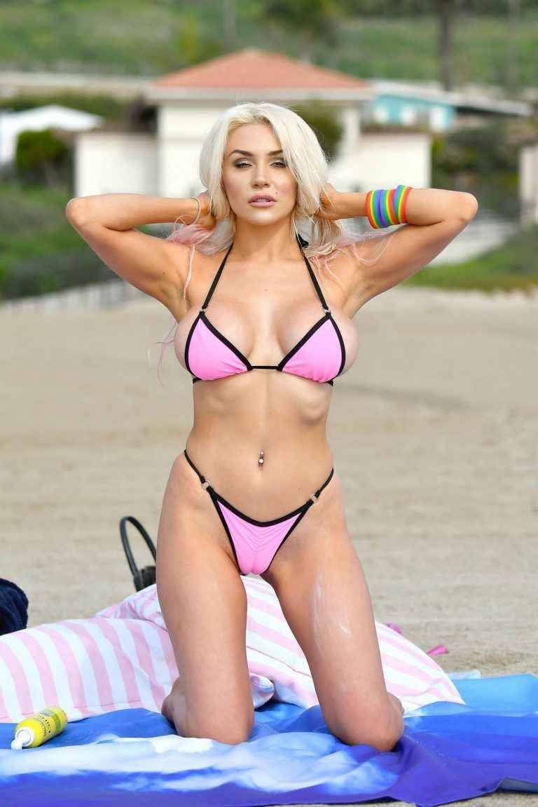 Courtney Stodden en bikini à Santa Monica