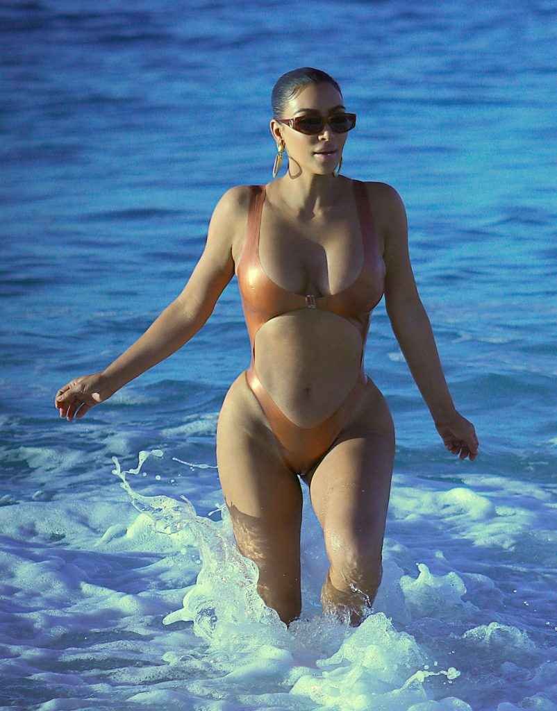 Kim Kardashian en bikini au Mexique