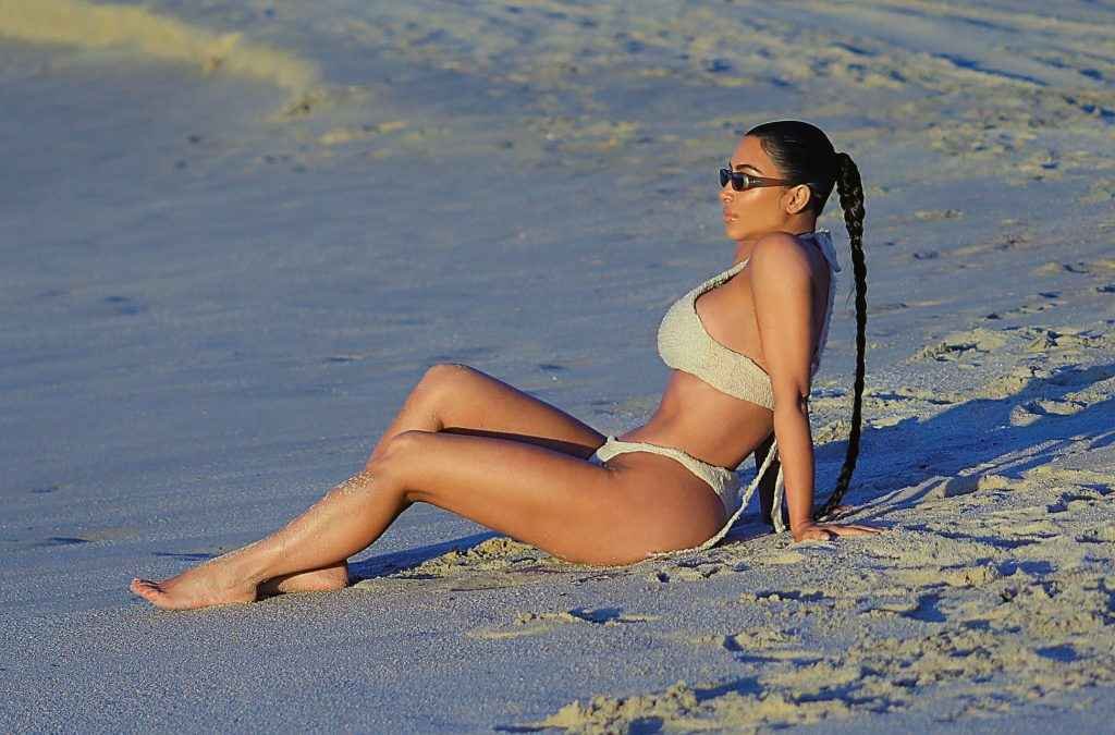 Kim Kardashian en bikini au Mexique