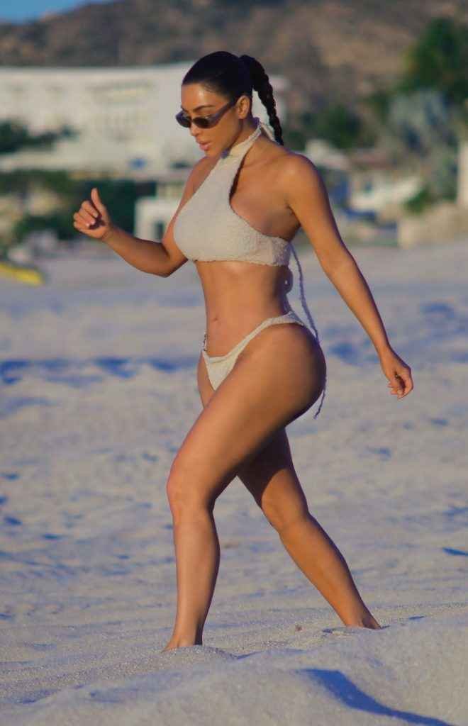 Kim Kardashian en bikini au Mexique