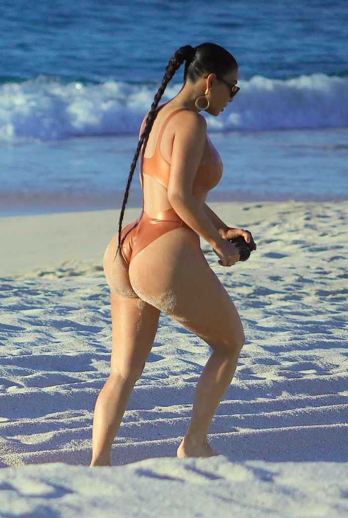 Kim Kardashian en bikini au Mexique