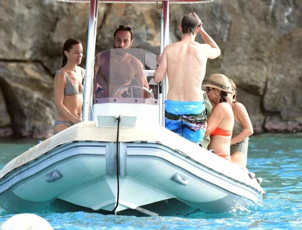 Pippa Middleton en bikini à Saint-Barthélémy