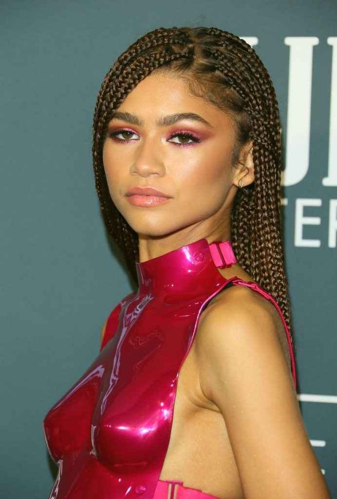 Zendaya sexy à Santa Monica