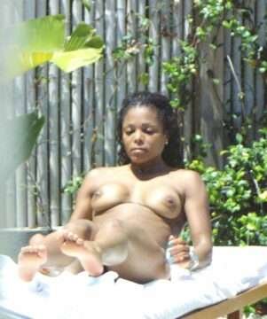 Janet Jackson nue sous le soleil