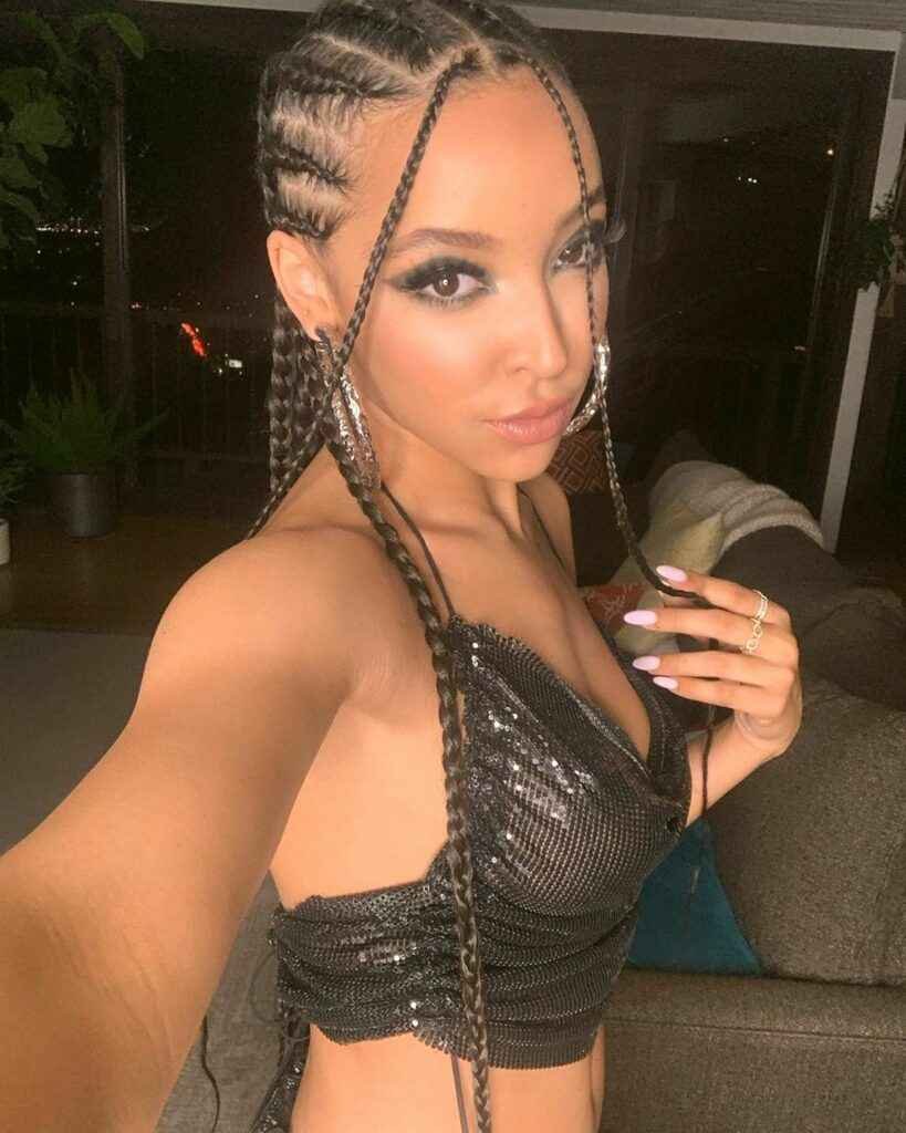 Les photos sexy de Tinashe