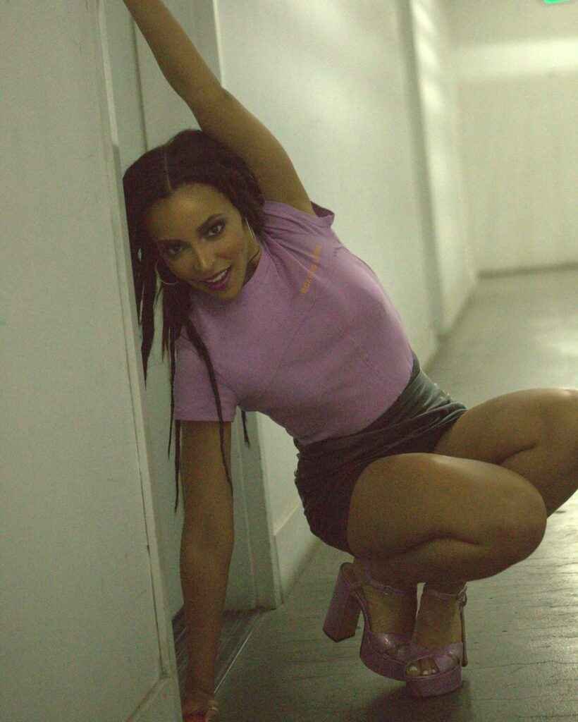 Les photos sexy de Tinashe