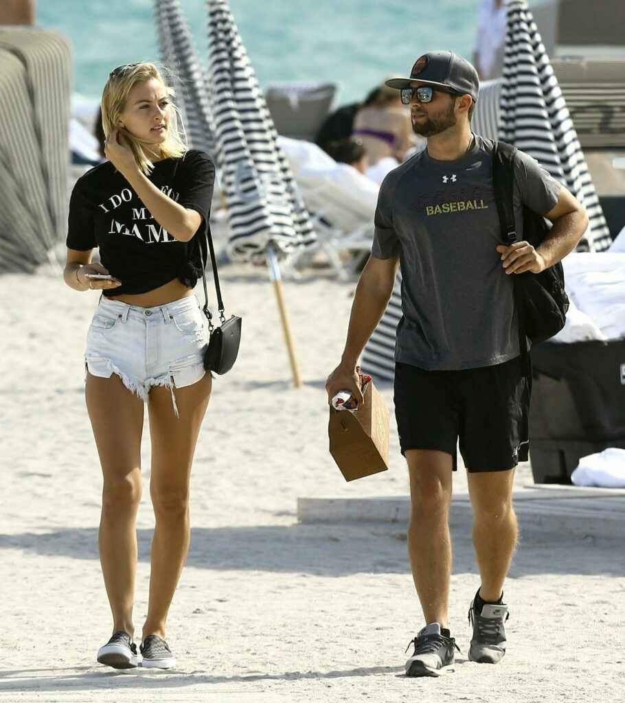 Selena Weber en bikini à Miami