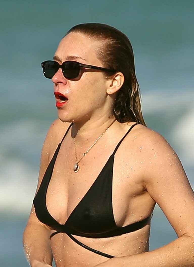 Chloe Sevigny en bikini