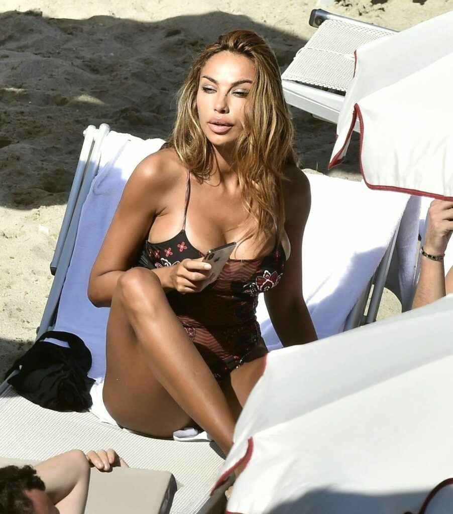 Madalina Diana Ghenea en maillot de bain