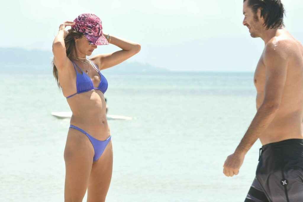 Alessandra Ambrosio en bikini à Florianopolis