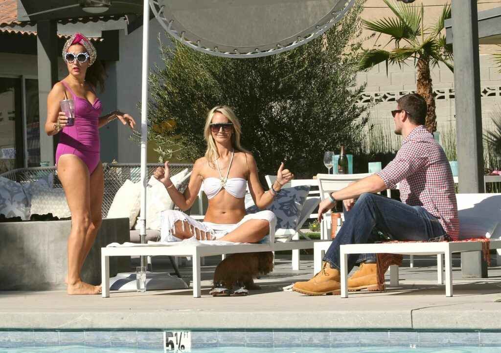 Lady Victoria Hervey en bikini à Palm Spring