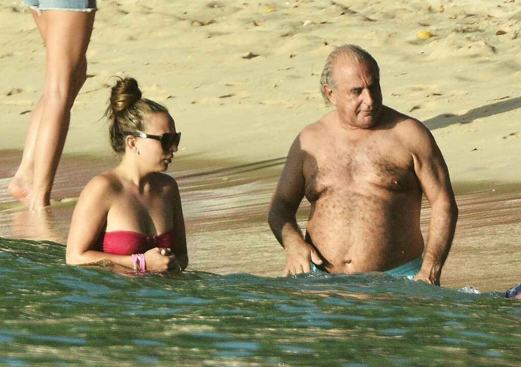 Chloe Green en bikini à La Barbade