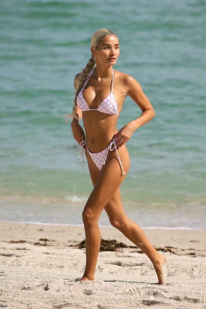 Pia Mia Perez en bikini à Miami