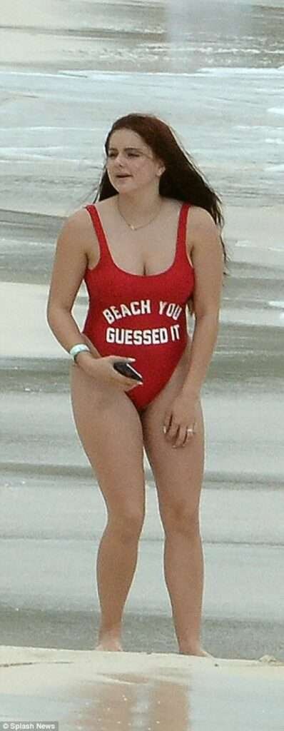 Ariel Winter en maillot de bain aux Bahamas