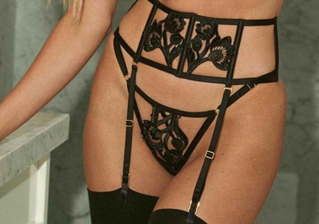 Candice Swanepoel en lingerie sexy