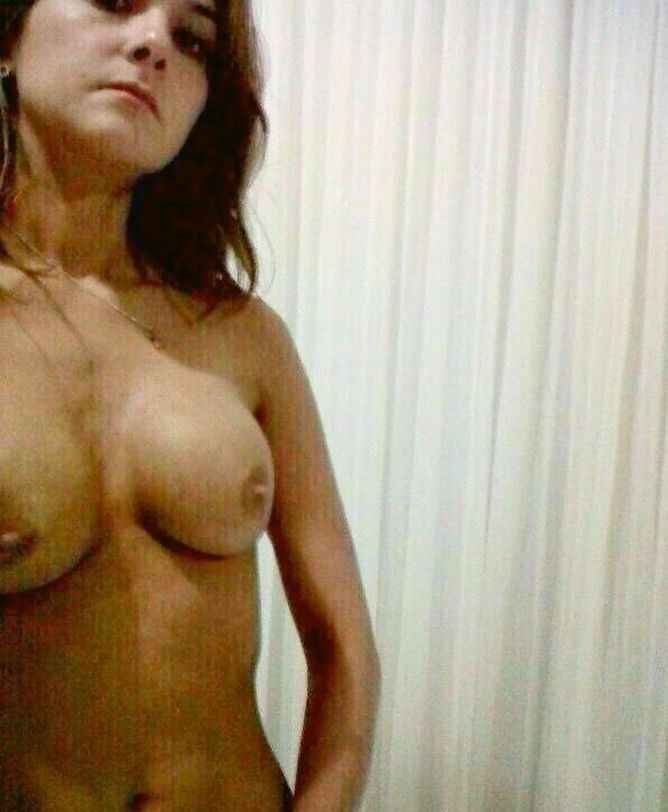 Catalina Gomez nue, les photos intimes