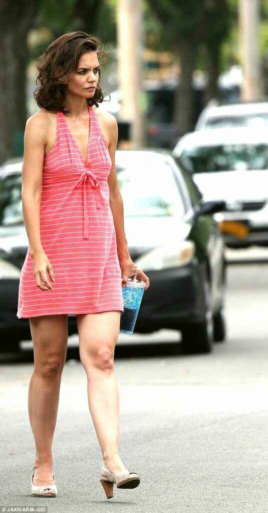 Katie Holmes sexy à New-York