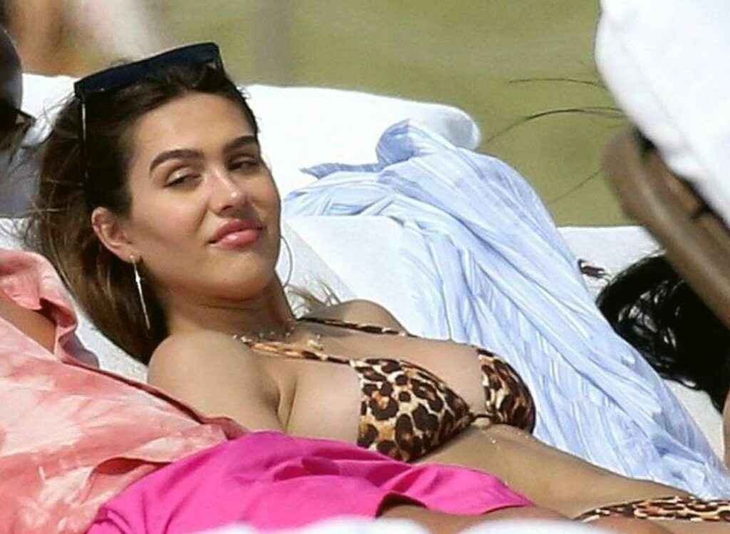 Amelia Hamlin en bikini à Miami