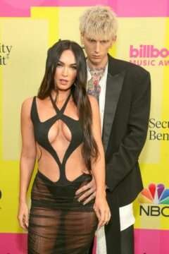 Megan Fox sans soutien-gorge aux Billboard Music Awards