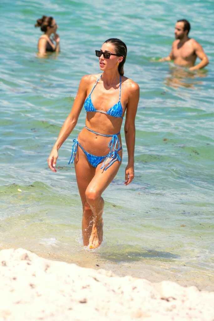 Jessica Michel Serfaty en bikini à Miami