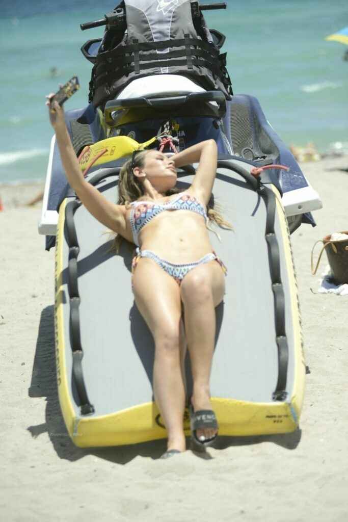 Lisa Opie en bikini à Miami