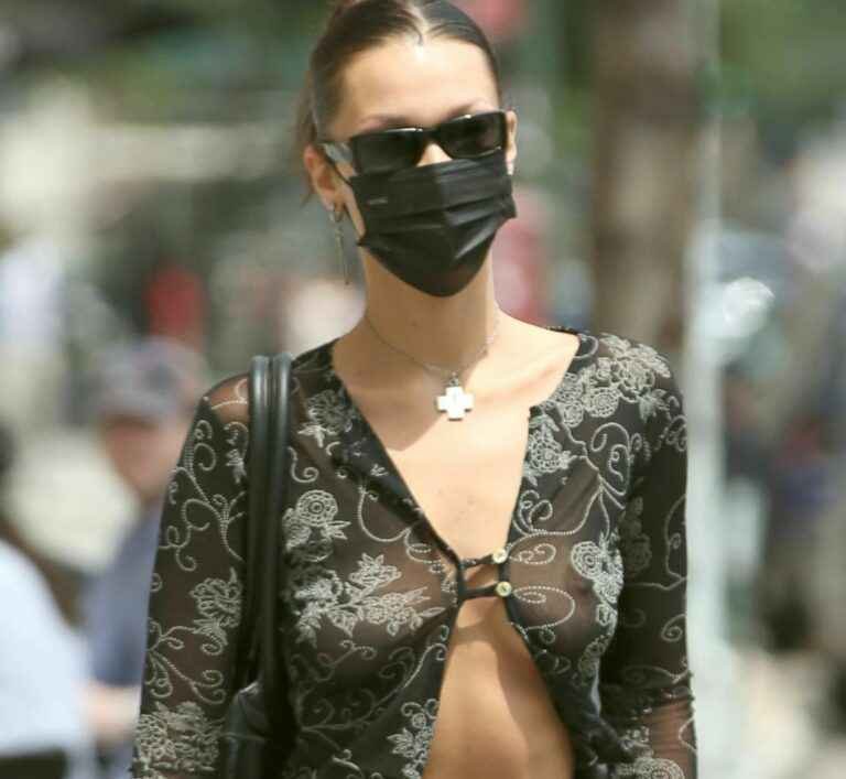 On voit les seins de Bella Hadid à New-York