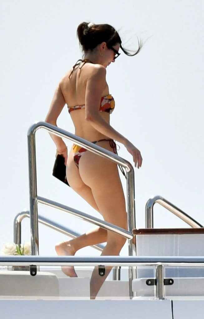 Kendall Jenner en bikini à Capri