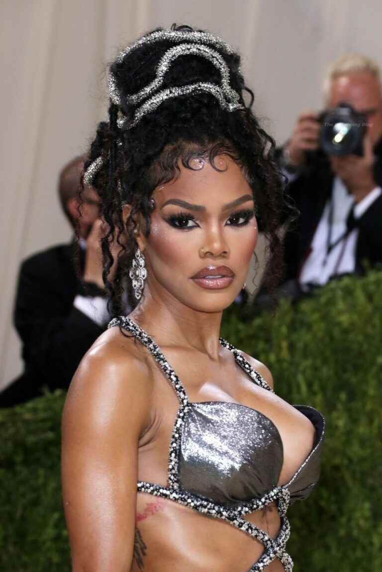 Oups ! Teyana Taylor exhibe un sein nu au MET Gala