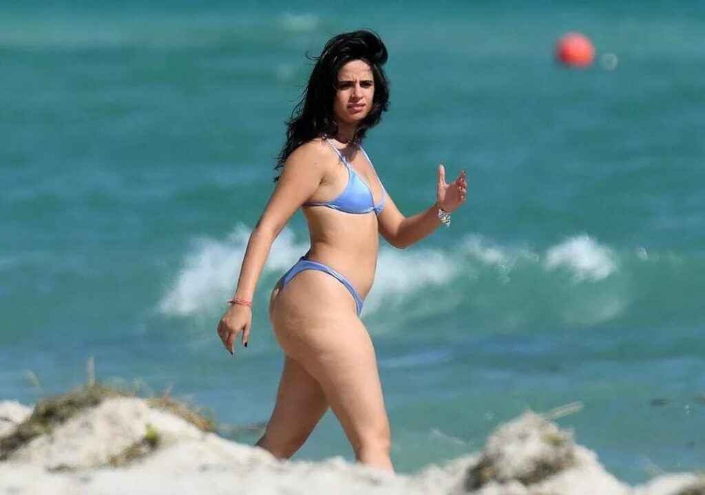 Camila Cabello en bikini à Miami